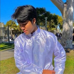 Meet your Posher, Derrick